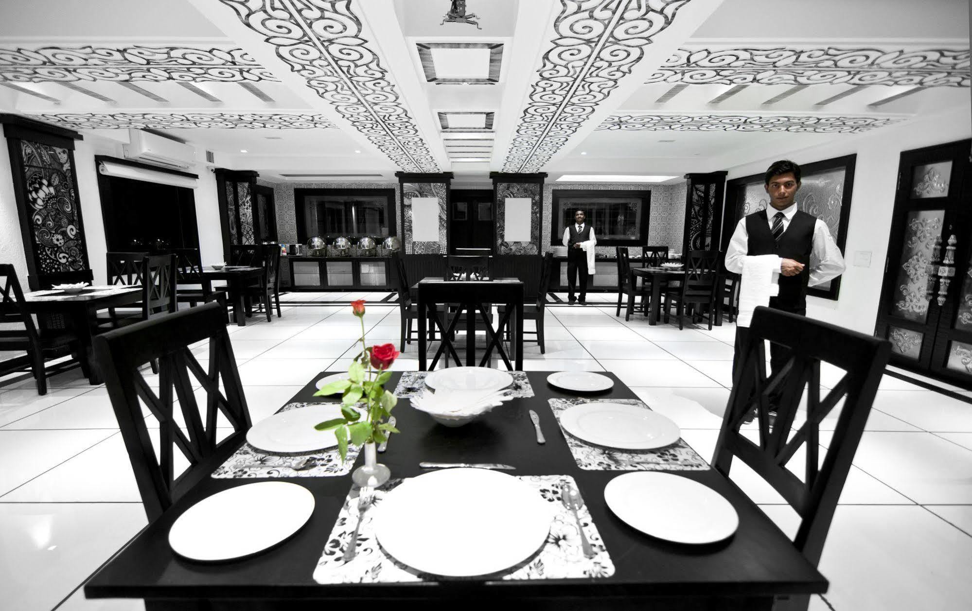 Liwa - The Transit Hotel, Bengaluru Exterior photo